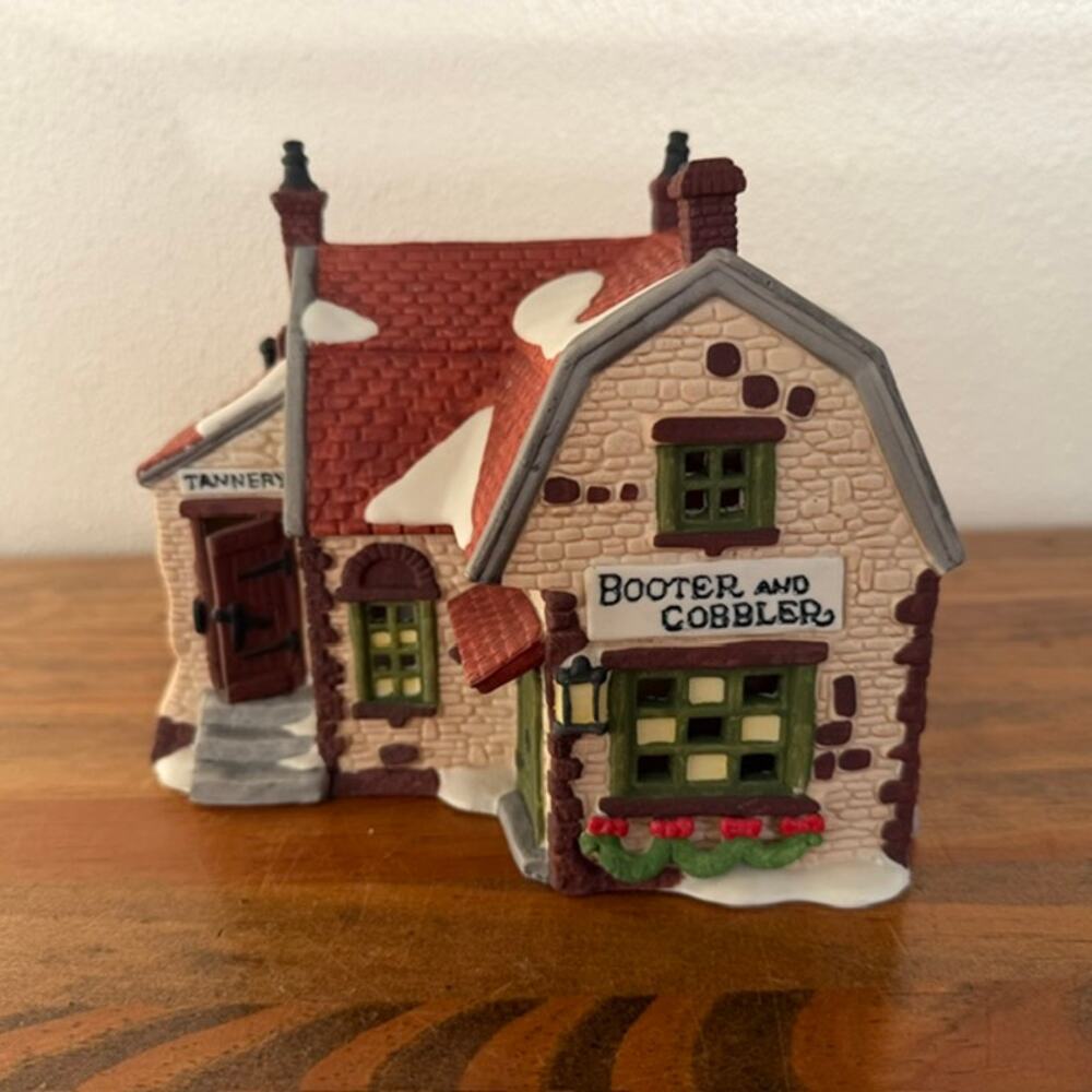 Department 56 Heritage Village Collection 1988 Booter and Cobbler 59242